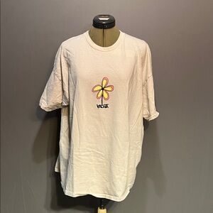 Cream Flower Graphic Tee